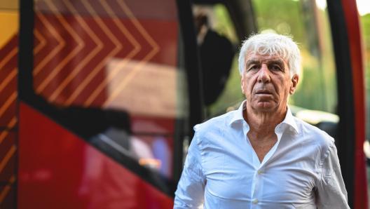 开云中国-加斯佩里尼：我和马萨拉分工不同，参与谈判不是我的职责