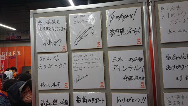 1666854241762003940.jpg 3ad8211e-bbb8-4ead-a884-02b709536e71.jpg