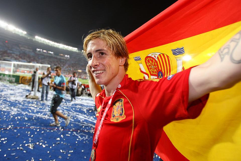 开云APP-南非世界杯的这支西班牙这么厉害？若踢明年世界杯 还能轻松夺冠